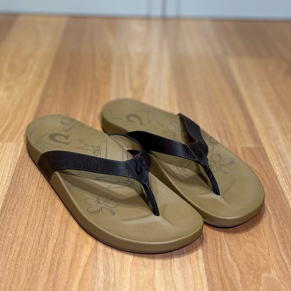 OluKai Ohana flip flops sandals, brown leather straps, size 8 women’s - Picture 10 of 10